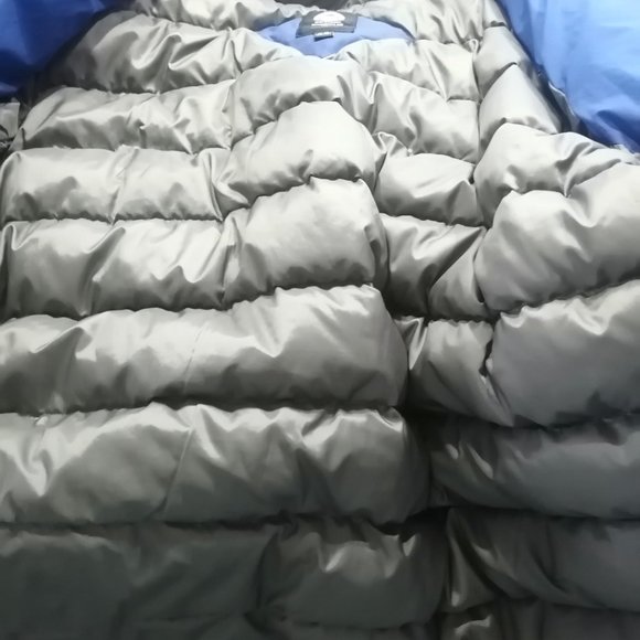 Canada Goose Lodge Jacket - Picture 3 of 6
